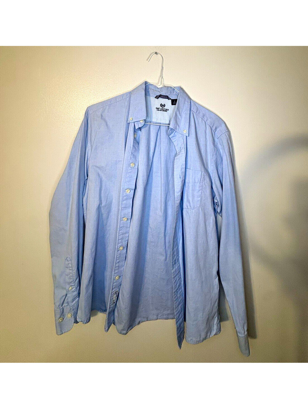 Gap Men's Blue Oxford Cotton Solid Button-Down Shirt Pockets Long Sleeve M